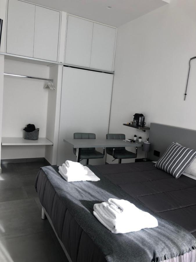 Vesucharme Suite Luxury Room Nápoles Exterior foto